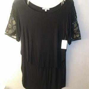 🎆Sold NWT high low top short sleeve